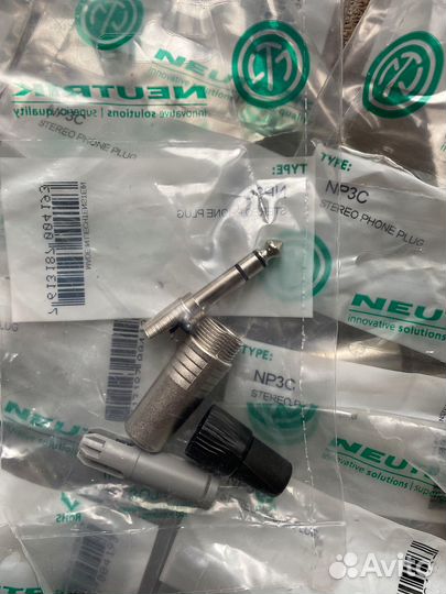 Новые разъемы Neutrik NP3C