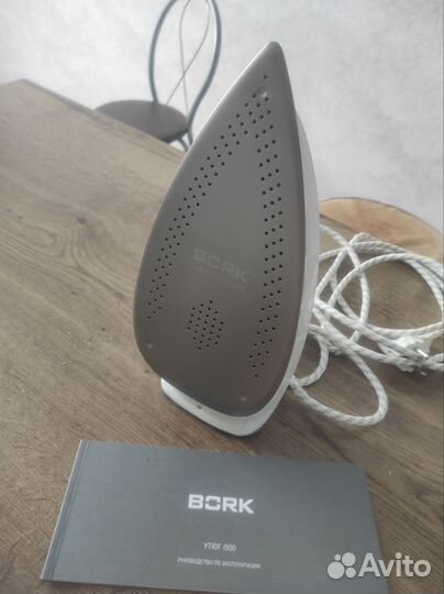 Утюг Bork i500