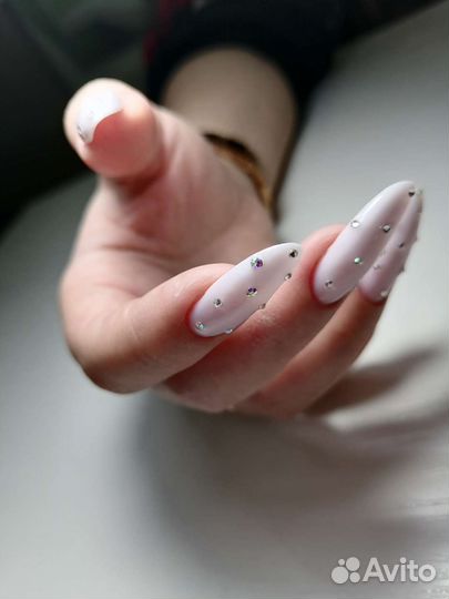 Мастер маникюра и педикюра