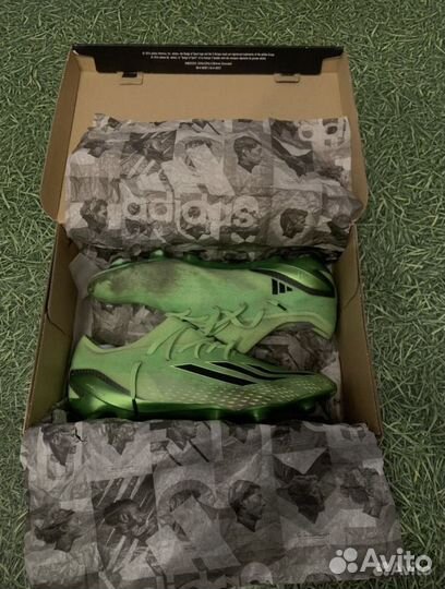 Футбольные бутсы adidas X