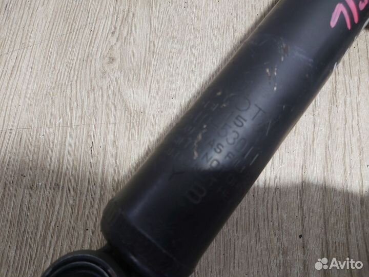 Стойки передние пара Toyota Altezza GXE10 8072аб