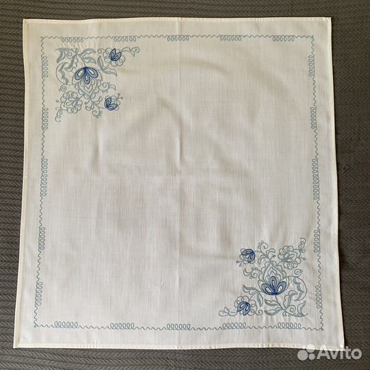 Скатерть льняная белая