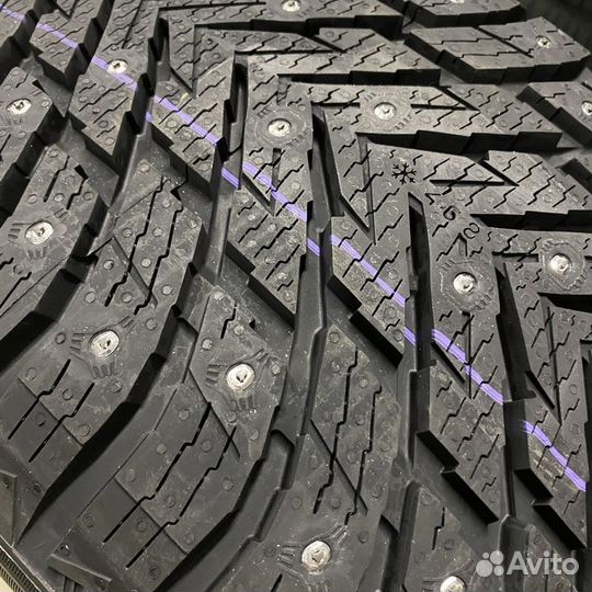 Nokian Tyres Hakkapeliitta 10p SUV 215/70 R16 100