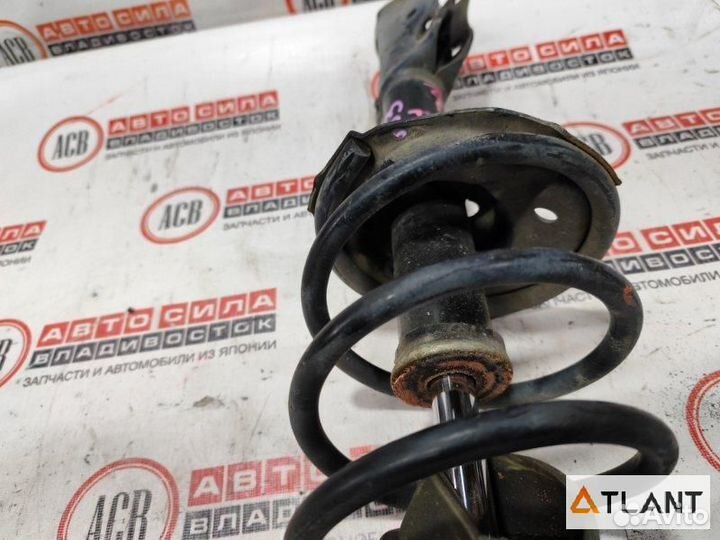 Стойка передняя правая toyota raum