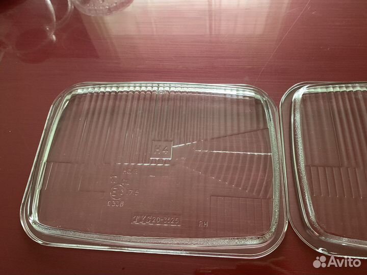 Стекла на фары mersedes t1