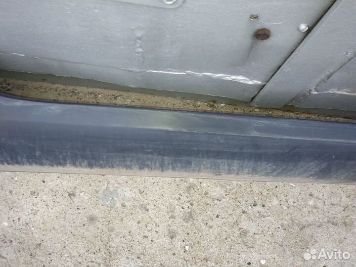 Накладка правого порога LADA Vesta