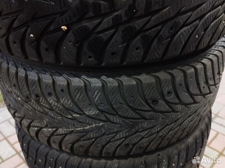 Yokohama Ice Guard Stud IG55 205/55 R16 94T