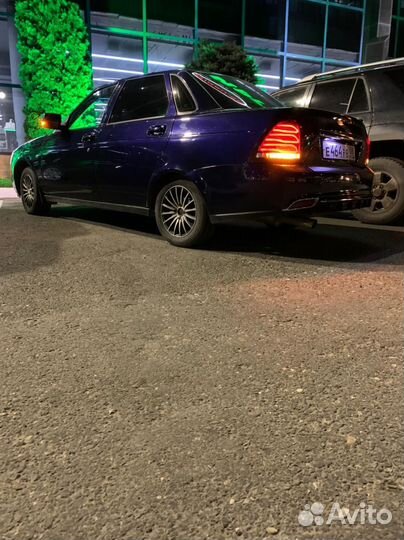 Капот на LADA priora