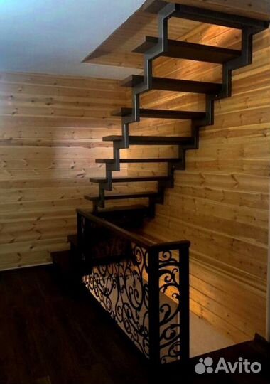 Лестница для дачи