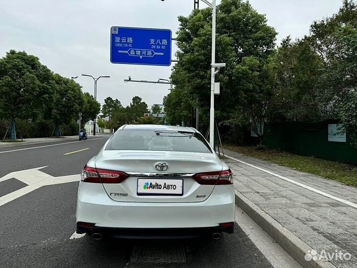 Toyota Camry 2.0 AT, 2019, 45 000 км