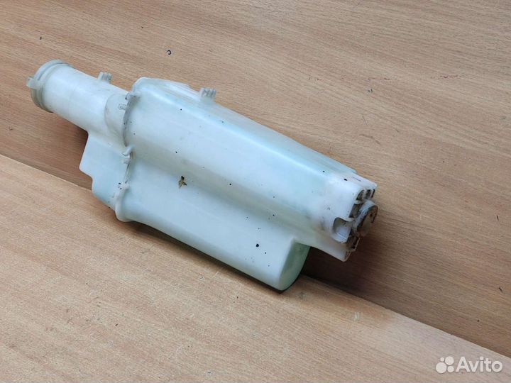 Бачок омывателя, Mazda 626 GD
