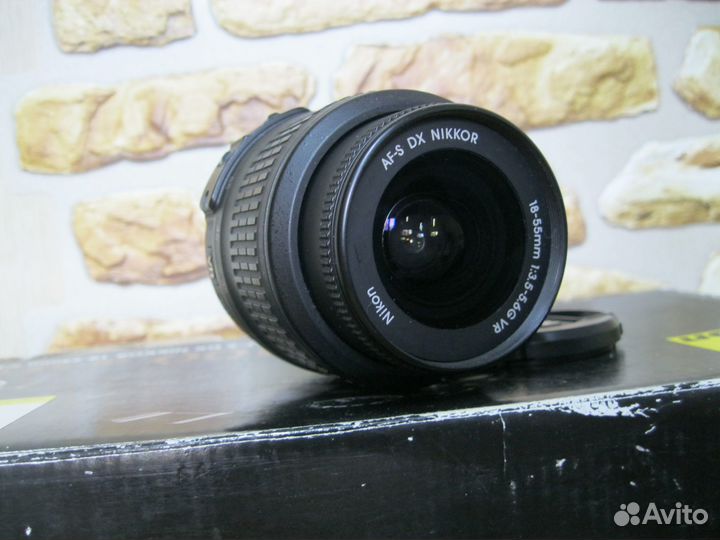 Зеркальный фотоаппарат Nikon D3100