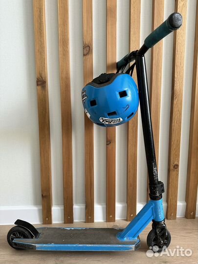 Самокат трюковой Vespa