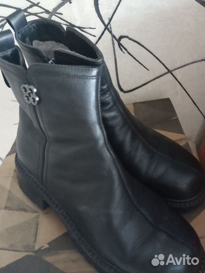 Ботинки женские