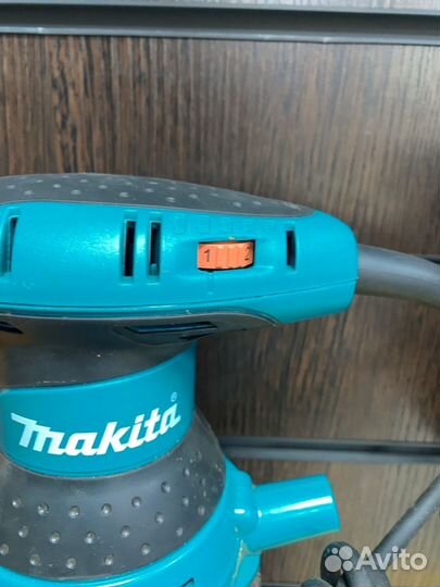 Шлифовальная машина эксцентриковая makita BO5031