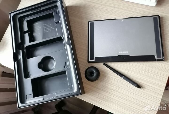 Графический планшет (монитор) Huion Kamvas Pro 13