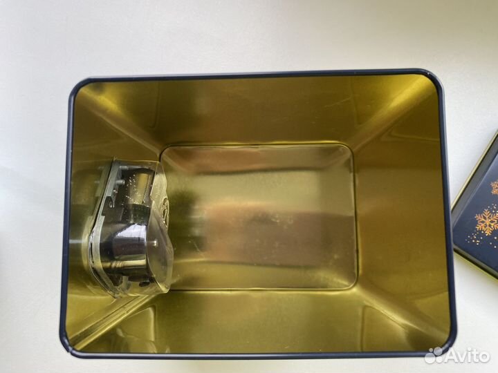 Музыкальная шкатулка (коробочка)