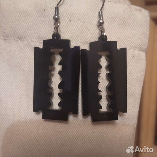 Серьги лезвия
