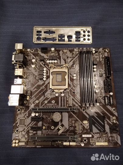 Материнская плата