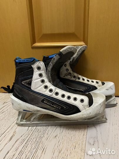 Вратарские коньки bauer