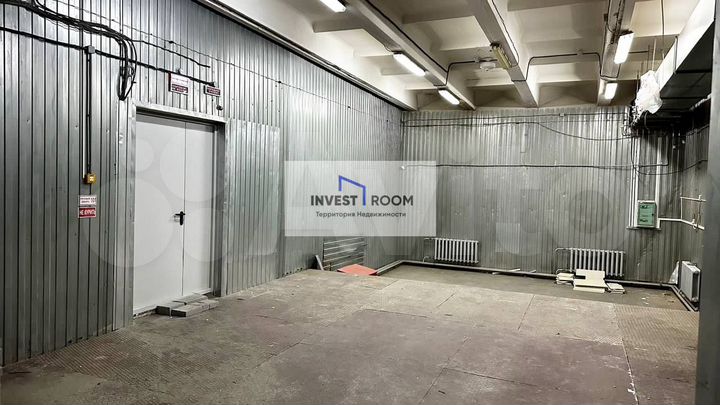 Склад, 890 м²