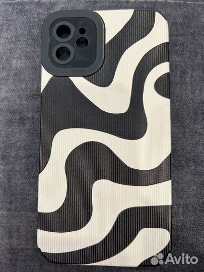 Чехлы на iPhone 11, 14