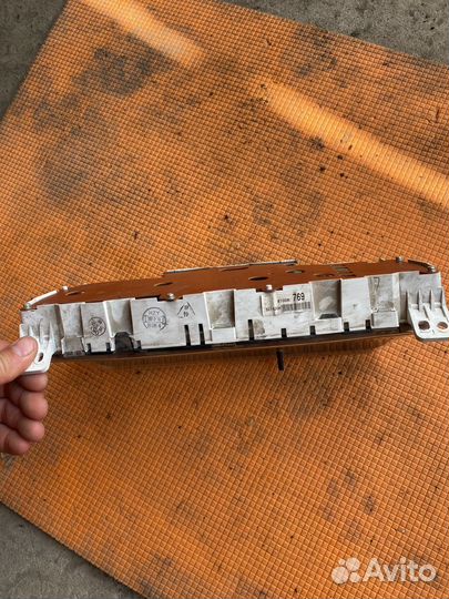 Щиток приборов Mitsubishi Lancer 9 МКПП