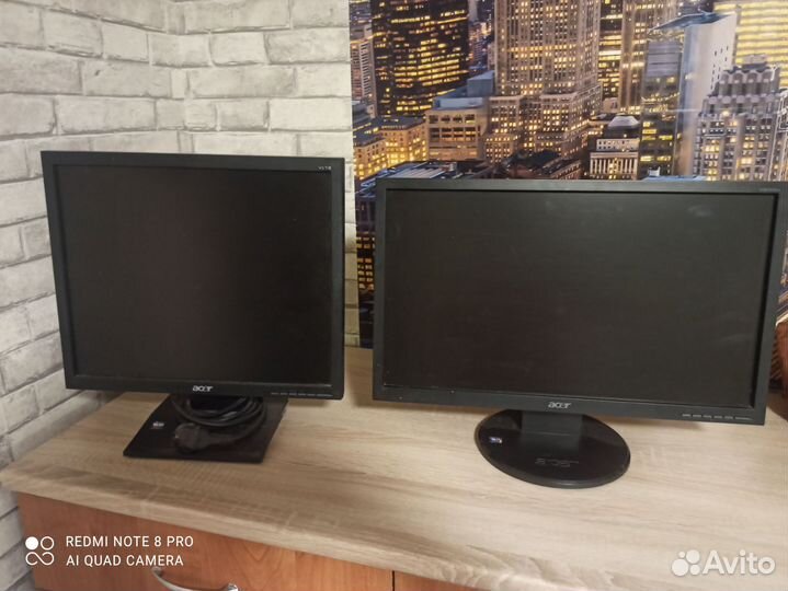 Монитор 20 дюймов и 17 дюймов