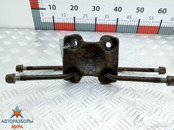 Стремянка Volkswagen Caddy 3 2008 2K0599175A