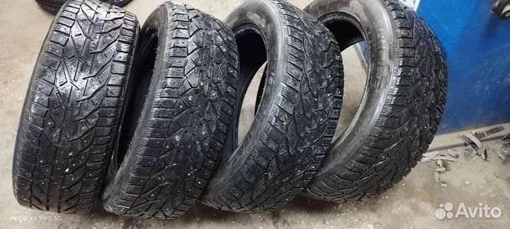 Tigar SUV Ice 215/60 R17 100T