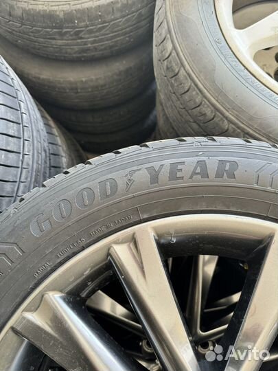 Goodyear Eagle HP Ultra Plus 235/55 R19