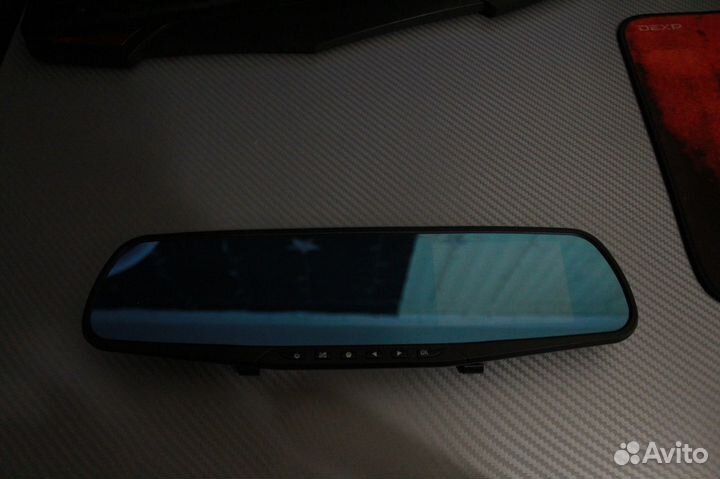 Видеорегистратор-зеркало lexand LR30