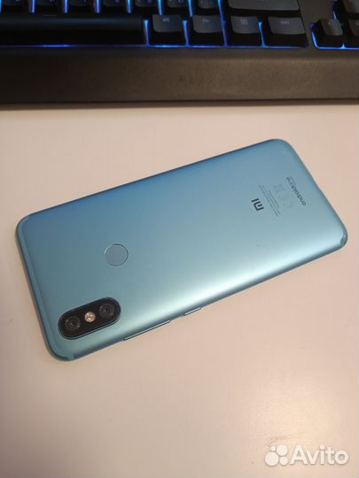 Xiaomi Mi A2, 4/64 ГБ