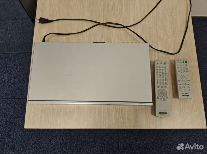 Dvd плеер Sony