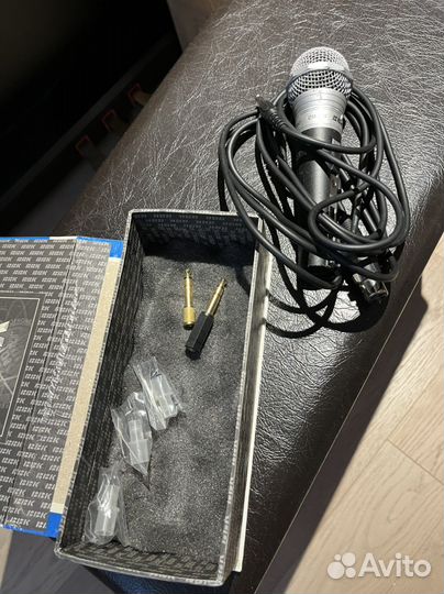 Микрофон для караоке BBK
