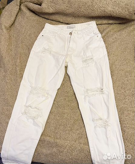 Джинсы рваные