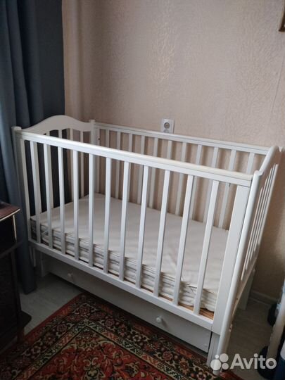 Кроватка Лель + пеленальный комод