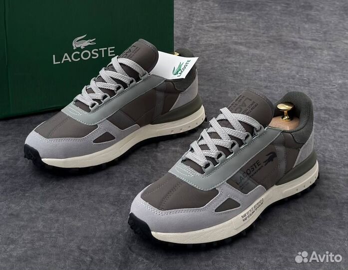 Кроссовки. lacoste