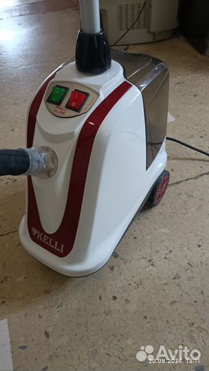 Отпариватель для одежды вертикальный