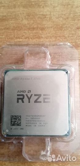 Процессор Ryzen 7 2700