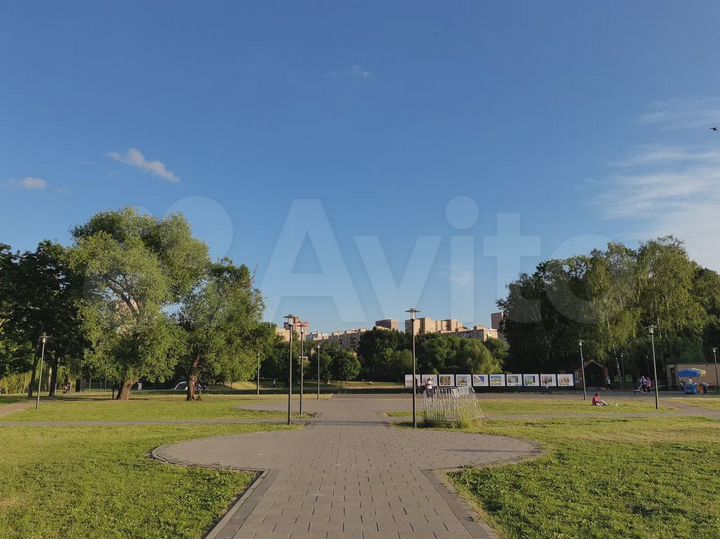 Комната 14,8 м² в 3-к., 1/9 эт.