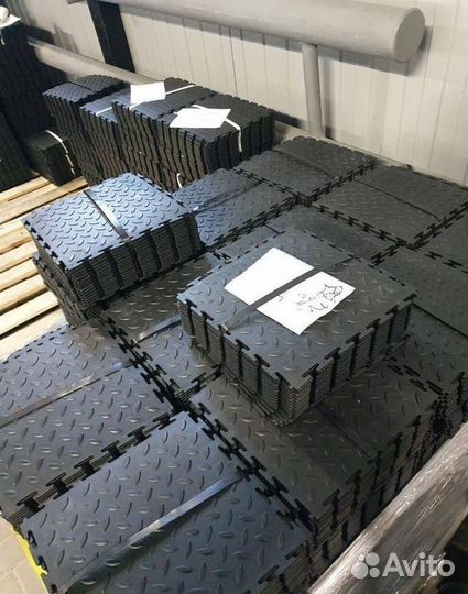 Модульная плитка пвх для гаража