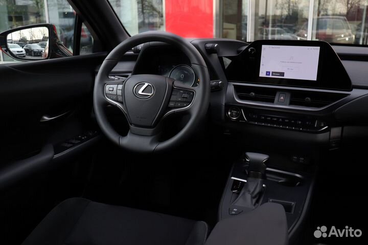 Lexus UX 2.0 CVT, 2023