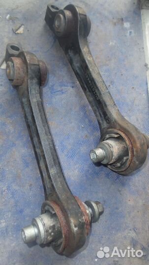Рычаг передний dodge challenger