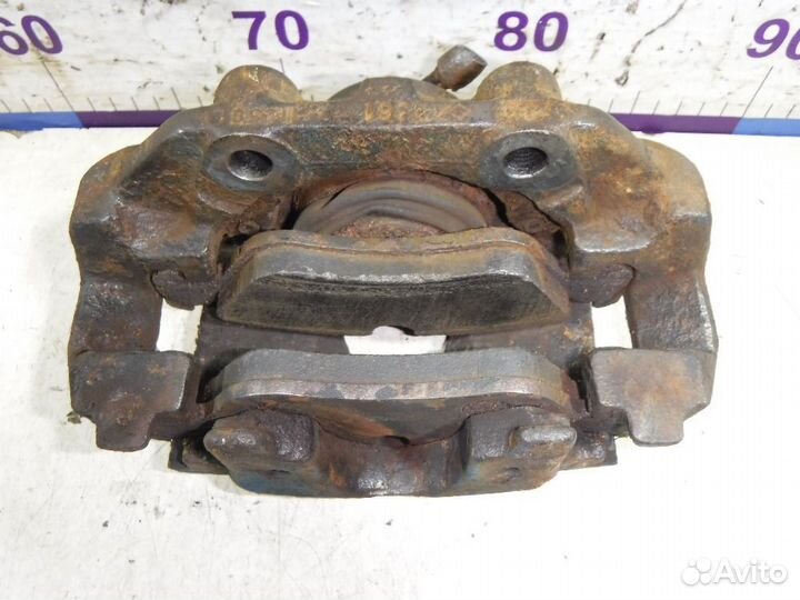 Суппорт передний правый Opel Vectra B