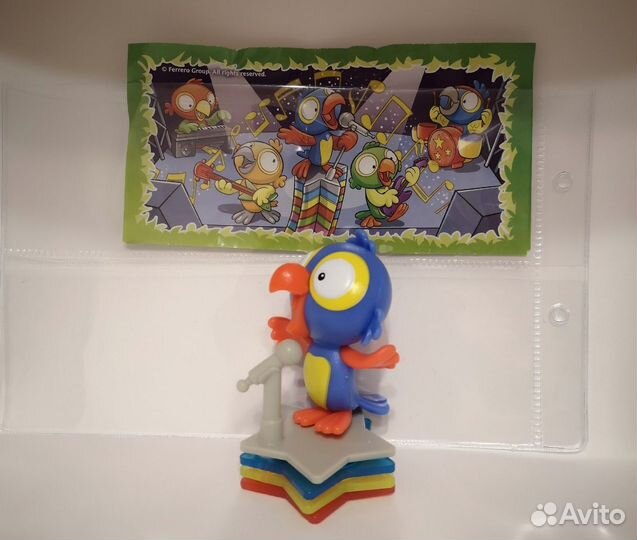 Игрушки из киндер Макси