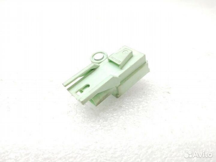 Датчик удара передний левый Bmw 5-Series E60