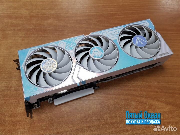 Видеокарта iGame GeForce RTX 4070 Ultra W OC-V