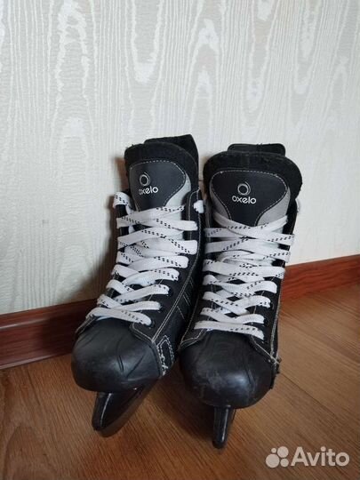 Коньки хоккейные