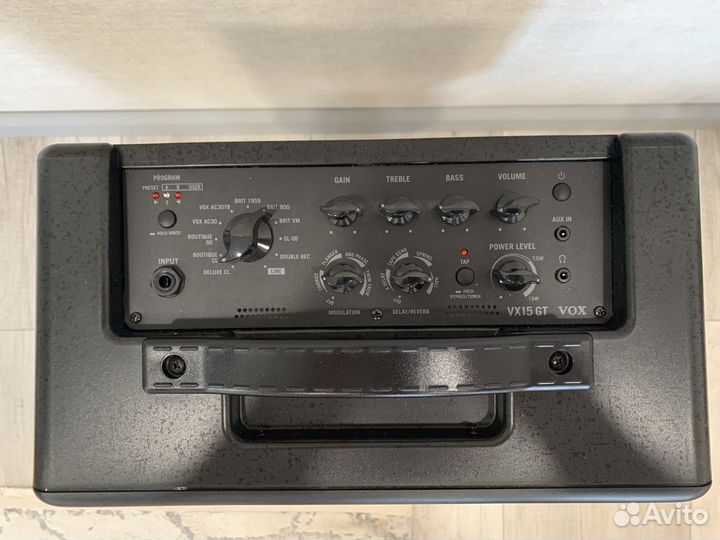 Комбоусилитель VOX VX15-GT для электрогитары